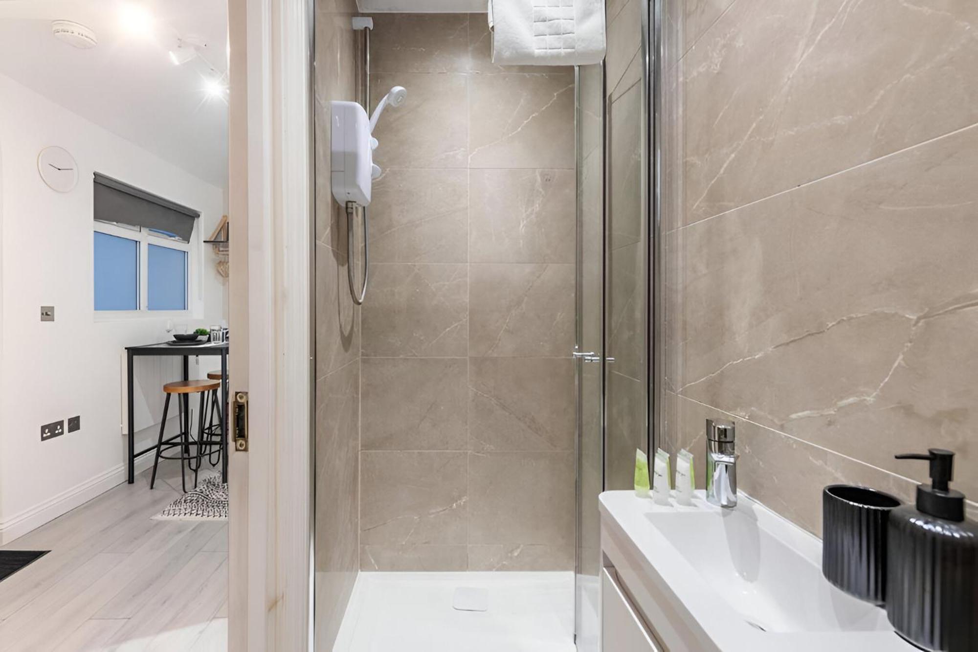 Cozy Vibes Minimalist Studio Stay London Exterior foto